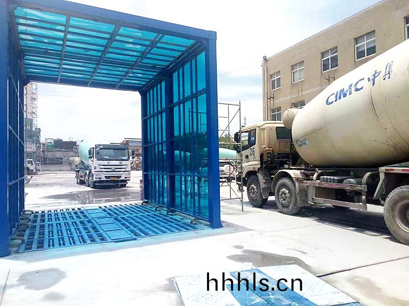 武(wu)漢鑫(xin)冠混(hun)凝(ning)土 200T-10*4*5m龍門洗(xi)車(che)機