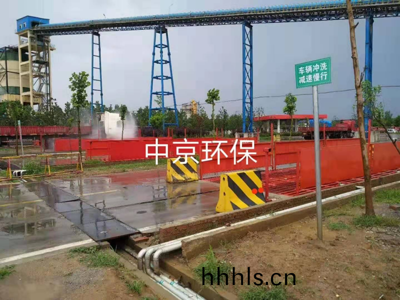    ZJ-200T大(da)型雙(shuang)車(che)道(dao)洗車(che)機(ji)（12*4.5*1.5） 