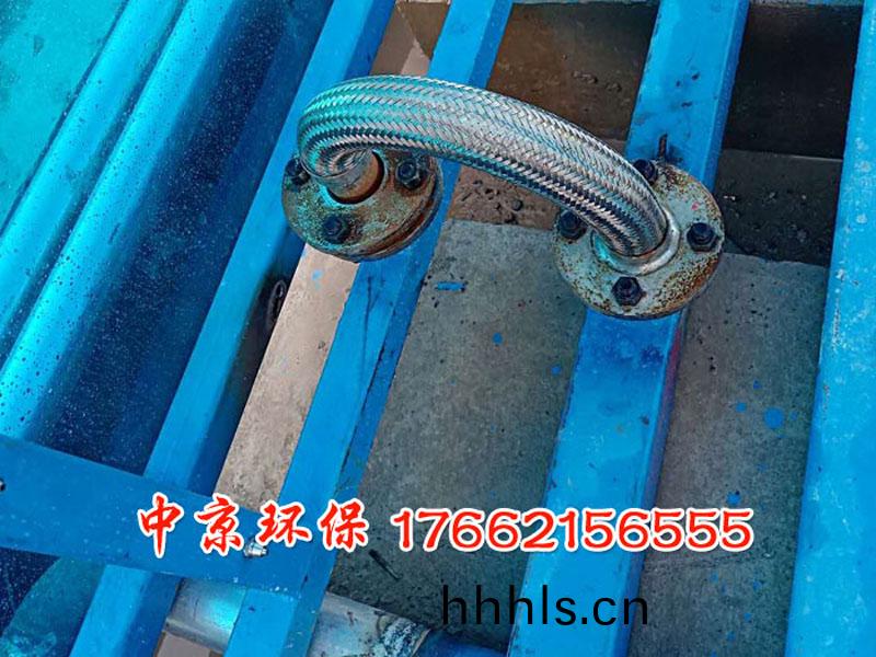 煤場(chang)工(gong)程車封(feng)閉(bi)洗(xi)車檯(tai)